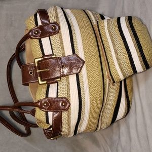 Handmade Woven women's bag with matching change purse.
